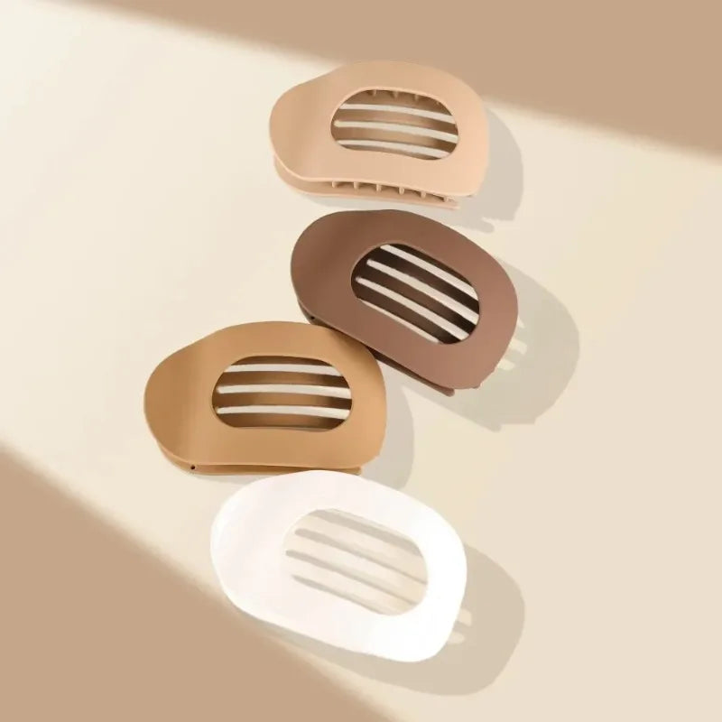 Κλιπ Μαλλιών Leopard Oval – Matte Acrylic Barrette
