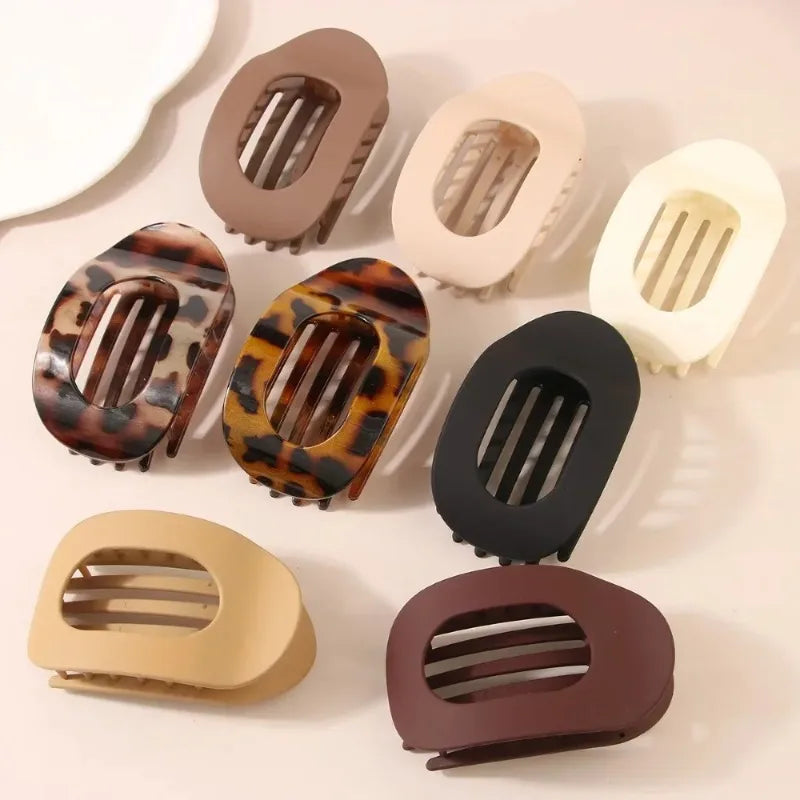 Κλιπ Μαλλιών Leopard Oval – Matte Acrylic Barrette