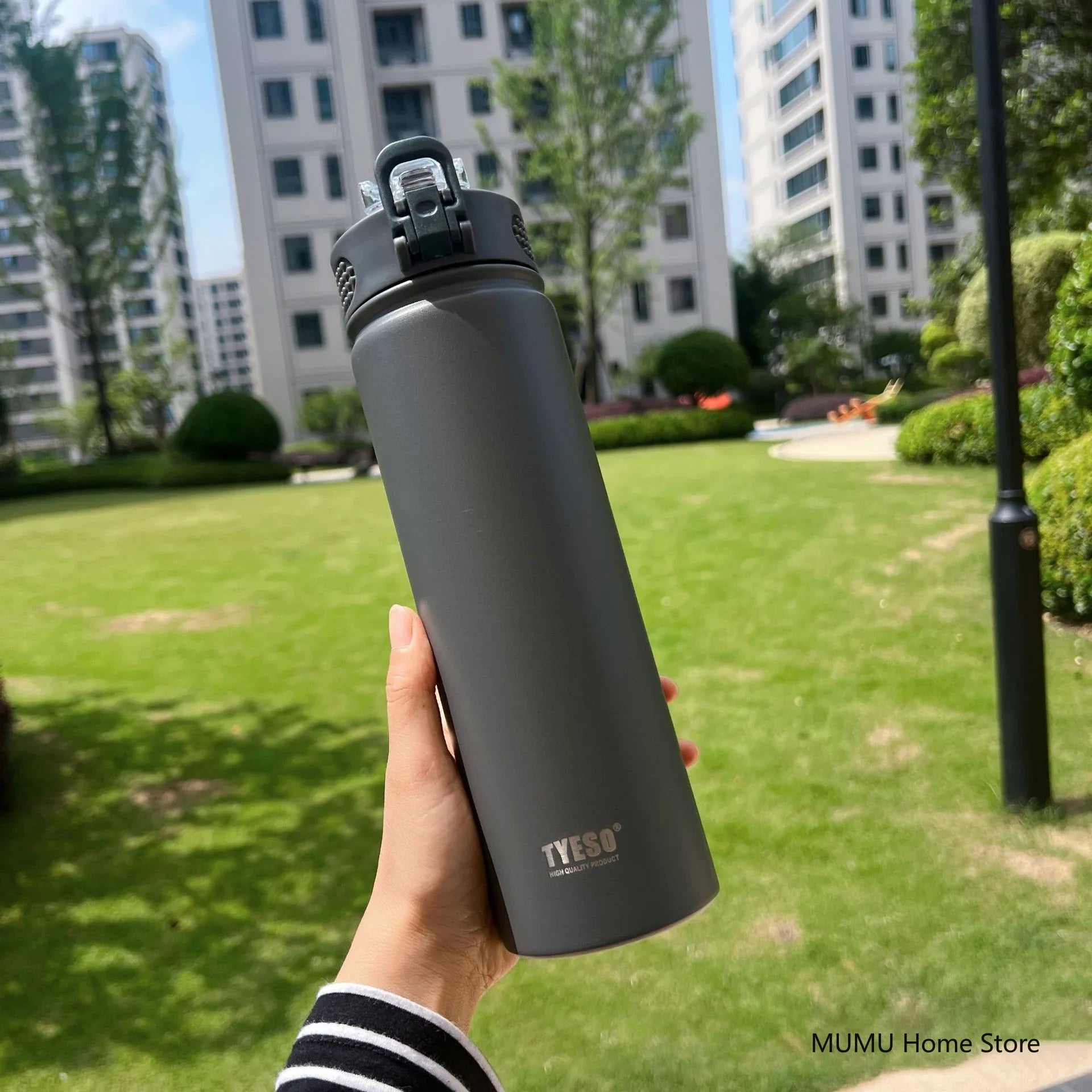 Θερμός TYESO 600/750ml με Καλαμάκι – Ανοξείδωτο για Αθλητισμό & Ταξίδι